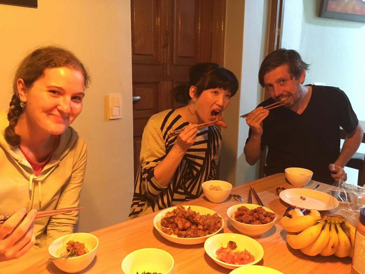 Busan Backpackers Εξωτερικό φωτογραφία