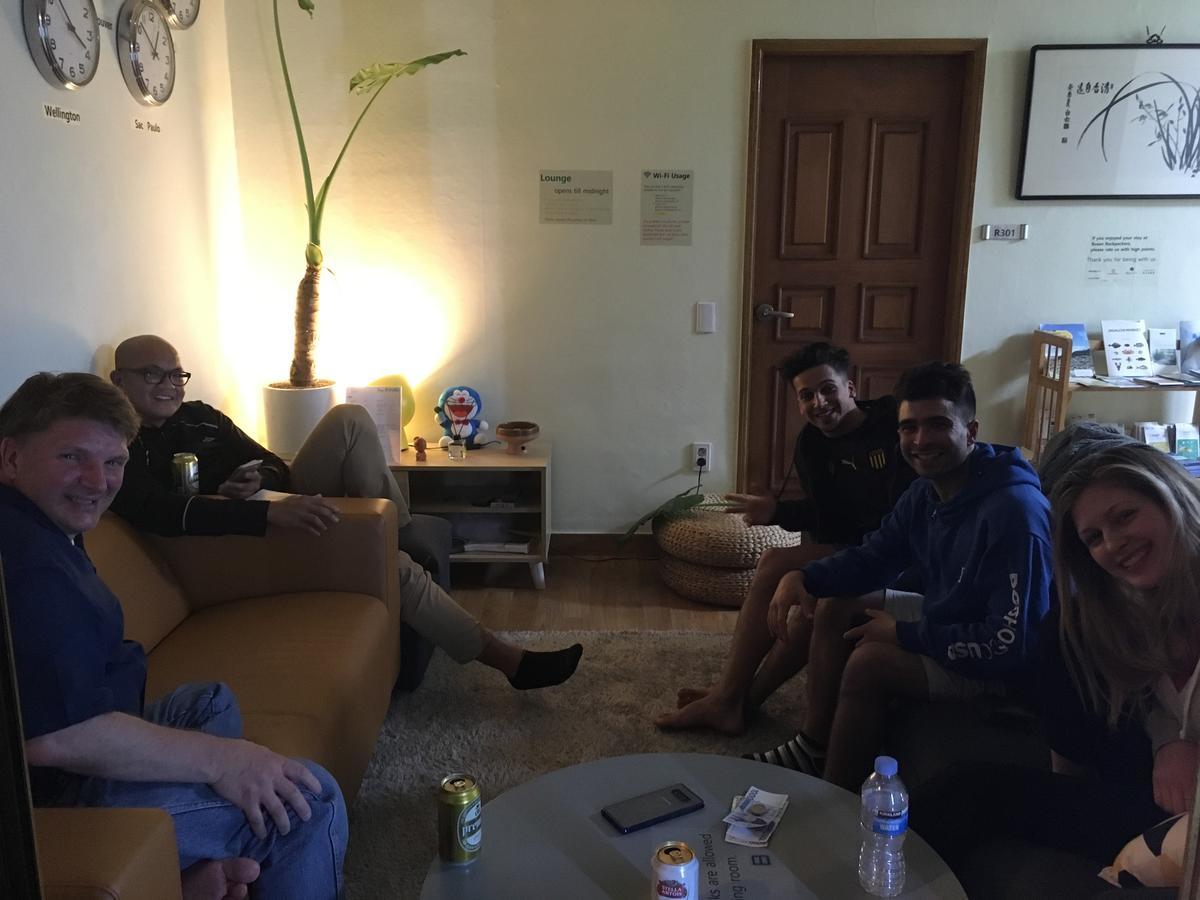 Busan Backpackers Εξωτερικό φωτογραφία