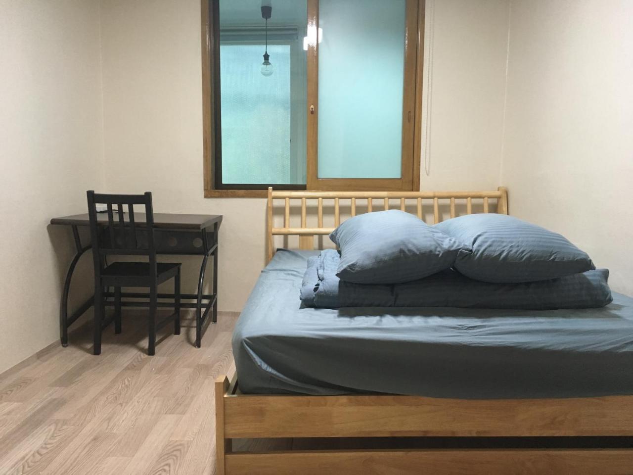 Busan Backpackers Εξωτερικό φωτογραφία